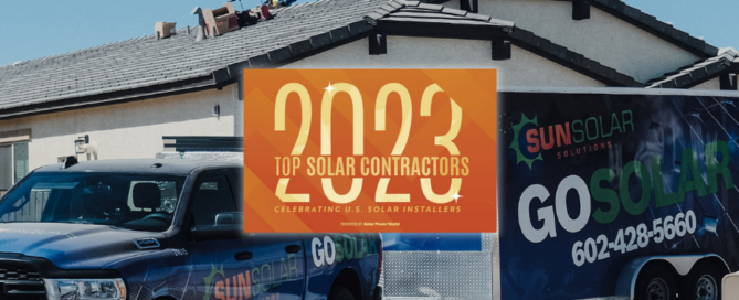 2023 Top Solar Contractor badge in front of SUNSOLAR SOLUTIONS installation photo